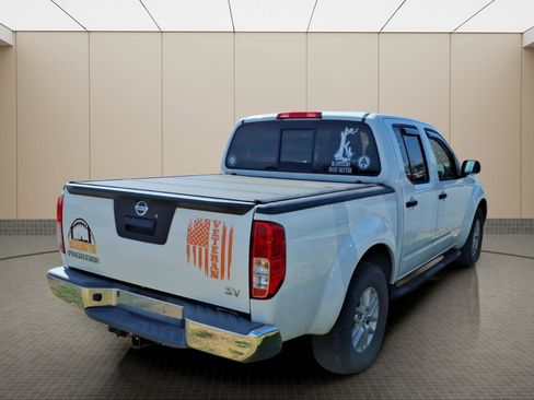 Used 2017 Nissan Frontier SV image 14