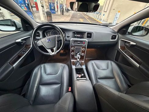 Used 2016 Volvo S60 T5 Premier w/ Climate Package image 20