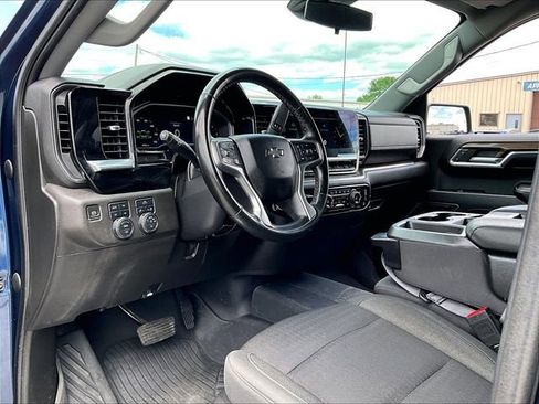 Used 2023 Chevrolet Silverado 1500 RST AWD/4WD image 8
