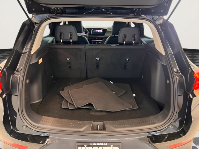 Certified 2025 Buick Encore GX Preferred AWD/4WD image 12