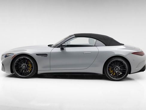 Used 2022 Mercedes-Benz SL 63 AMG 4MATIC image 29