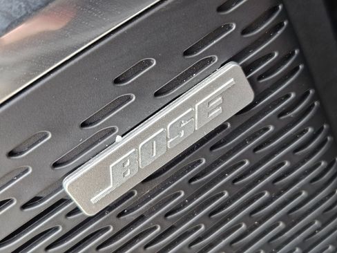 Used 2025 GMC Acadia Elevation image 29