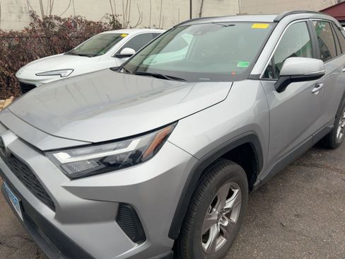 Used 2025 Toyota RAV4 XLE image 4