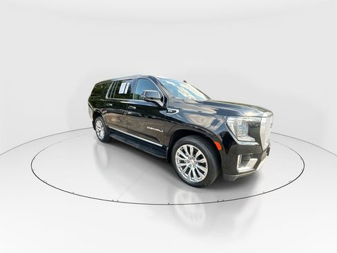 Used 2024 GMC Yukon XL Denali AWD/4WD image 2