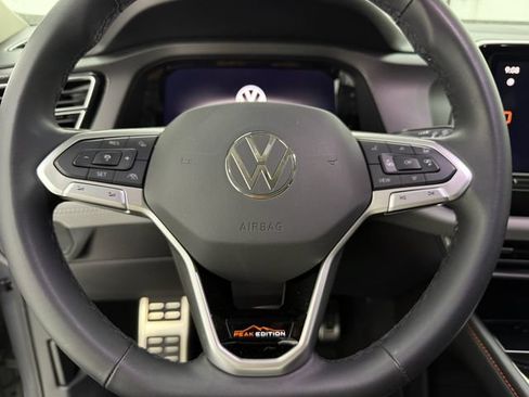 Used 2024 Volkswagen Atlas Peak Edition SE AWD/4WD image 9