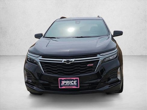 Used 2023 Chevrolet Equinox RS FWD image 2