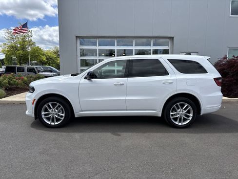 Used 2025 Dodge Durango GT AWD/4WD image 2