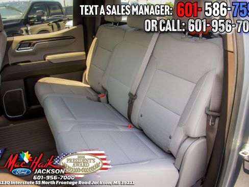 Used 2023 Chevrolet Silverado 1500 LT AWD/4WD image 10