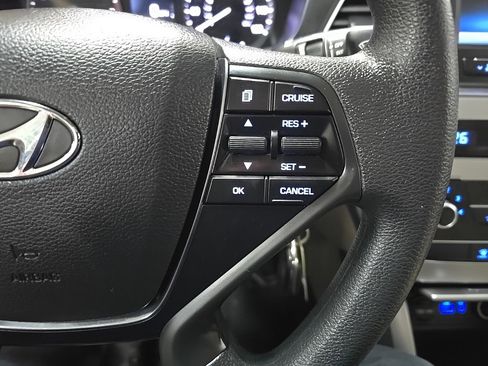 Used 2015 Hyundai Sonata SE w/ Option Group 09 image 20
