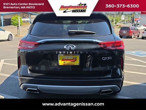 Used 2021 INFINITI QX50 Luxe w/ Cargo Package FWD image 4