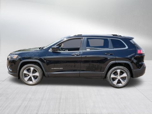 Used 2019 Jeep Cherokee Limited AWD/4WD image 4