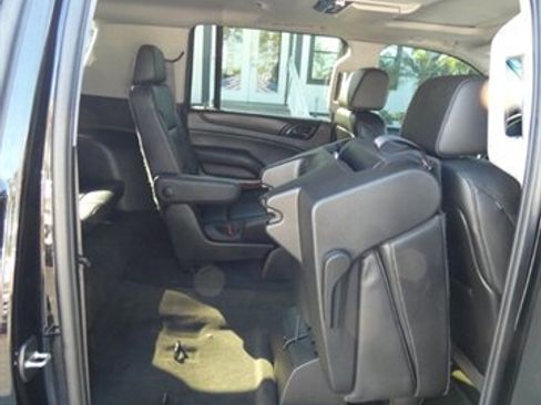 Used 2015 Chevrolet Suburban LTZ image 59
