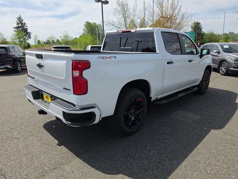 New 2026 Chevrolet Silverado 1500 RST w/ Redline Edition AWD/4WD image 6