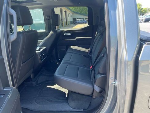 Used 2023 GMC Sierra 1500 SLT w/ SLT Premium Plus Package AWD/4WD image 36