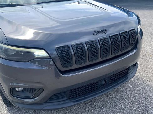 Used 2022 Jeep Cherokee Latitude w/ Sun & Sound Group AWD/4WD image 30