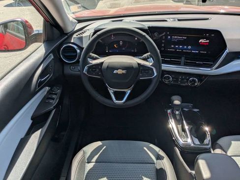 New 2026 Chevrolet Trax LT w/ Driver Confidence Package image 15