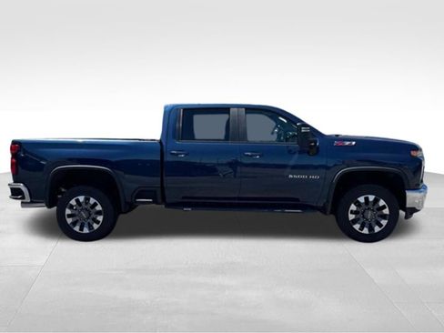 Used 2021 Chevrolet Silverado 3500 LT w/ All Star Edition AWD/4WD image 9