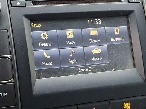 Used 2017 Toyota Camry LE image 19