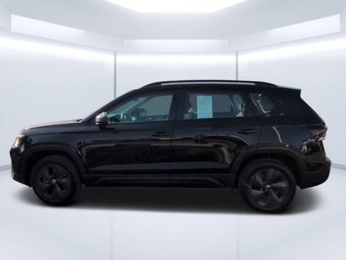 Used 2025 Volkswagen Taos S FWD image 6