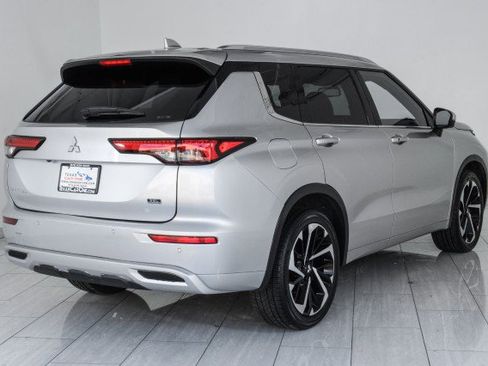 Used 2022 Mitsubishi Outlander SEL image 6