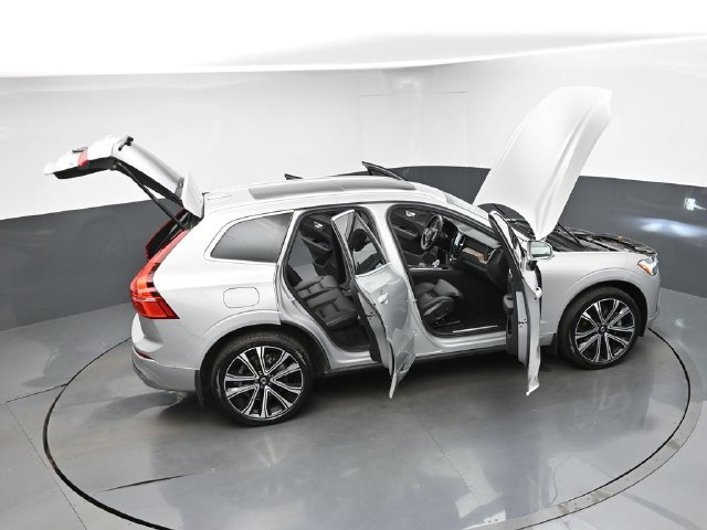 Used 2023 Volvo XC60 B6 Ultimate w/ Climate Package AWD/4WD image 49