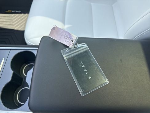 Used 2023 Tesla Model 3 Standard Range RWD image 29