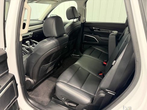 Used 2023 Kia Telluride EX AWD/4WD image 11