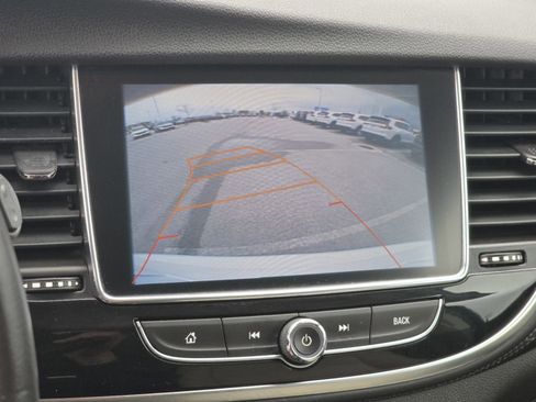 Used 2017 Buick Encore Preferred image 4