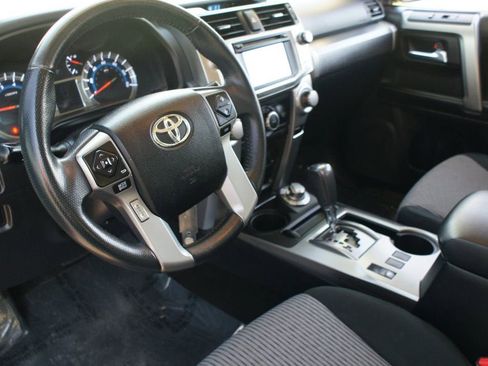 Used 2017 Toyota 4Runner SR5 image 9