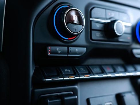 Used 2020 Chevrolet Silverado 1500 RST w/ Rally Edition image 39