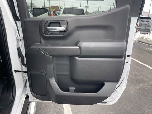 Used 2022 Chevrolet Silverado 1500 Custom image 11