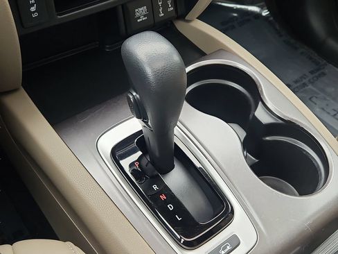 Used 2018 Honda Pilot EX-L image 27