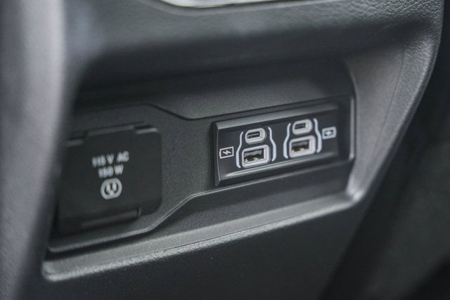 Used 2025 Jeep Grand Cherokee Laredo X w/ Luxury Tech Group I AWD/4WD image 36