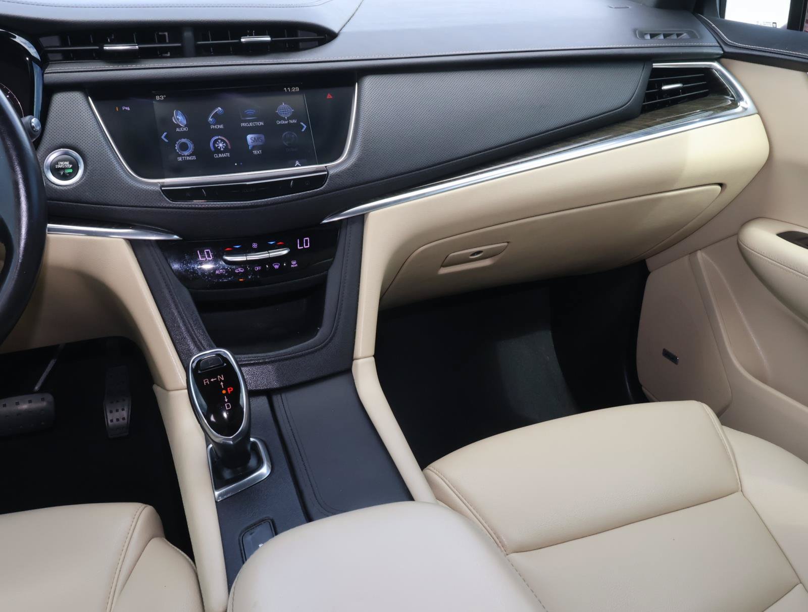 Used 2019 Cadillac XT5 FWD image 15