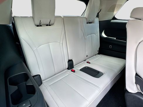 Certified 2026 INFINITI QX60 Luxe w/ Cargo Package FWD image 30