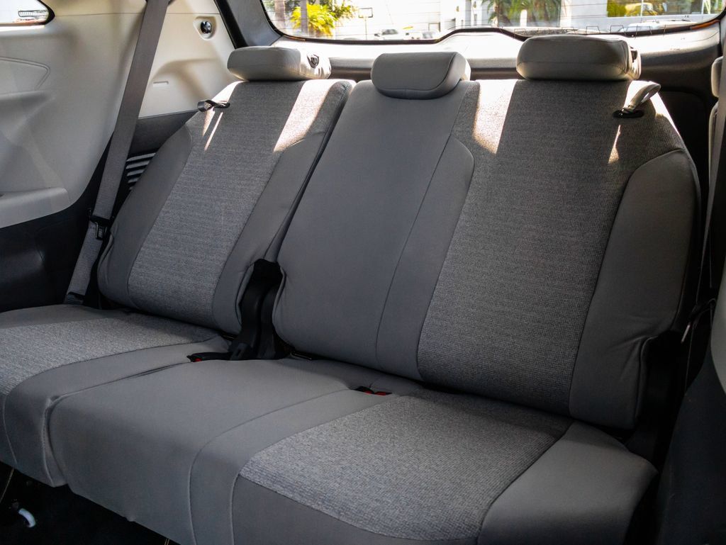 Used 2024 Toyota Sienna LE w/ LE Plus Package FWD image 14