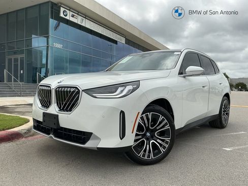 Certified 2025 BMW X3 xDrive30i w/ M Sport Package AWD/4WD image 1
