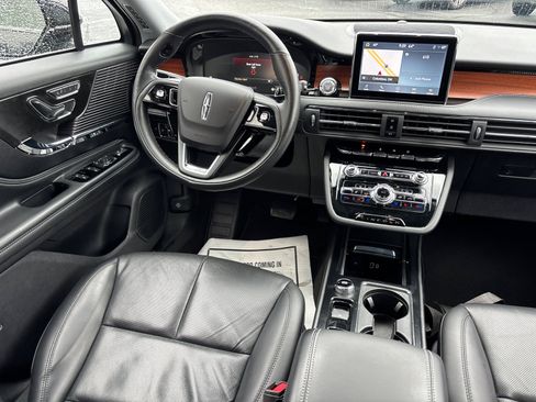 Certified 2022 Lincoln Corsair Reserve w/ Elements Package FWD image 29