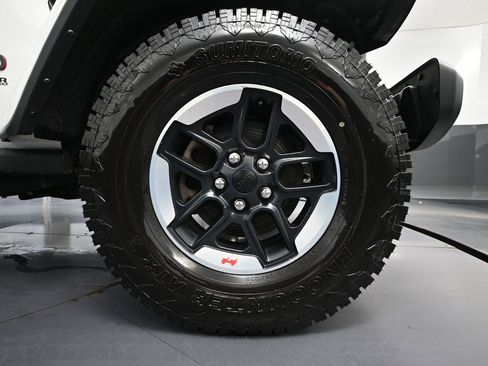 Used 2021 Jeep Wrangler Unlimited Rubicon w/ Dual Top Group image 18