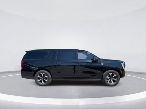 Used 2026 GMC Yukon XL AT4 Ultimate image 9