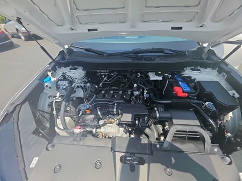 Used 2026 Honda CR-V EX-L image 11