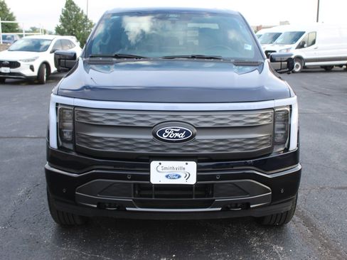 New 2025 Ford F150 Lightning Lariat image 8