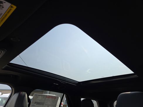 New 2026 Ford Explorer ST image 19