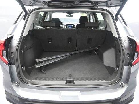 Used 2020 GMC Terrain SLE w/ Driver Convenience Package image 33