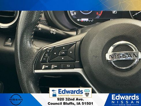 Used 2018 Nissan Kicks SR FWD image 18