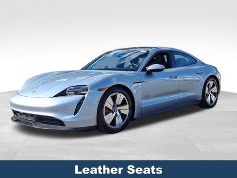 Used 2020 Porsche Taycan 4S image 4