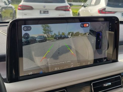 Used 2025 Lincoln Aviator Reserve w/ Illumination Package RWD image 26