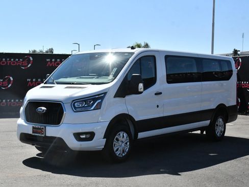 Used 2023 Ford Transit 350 XLT image 3