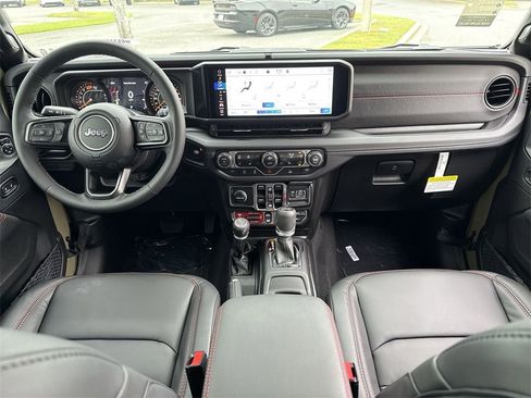 New 2025 Jeep Wrangler Unlimited Rubicon w/ Steel Bumper Group image 25