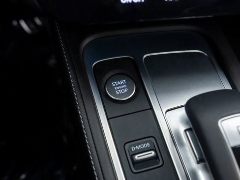 Certified 2025 INFINITI QX60 Luxe image 22